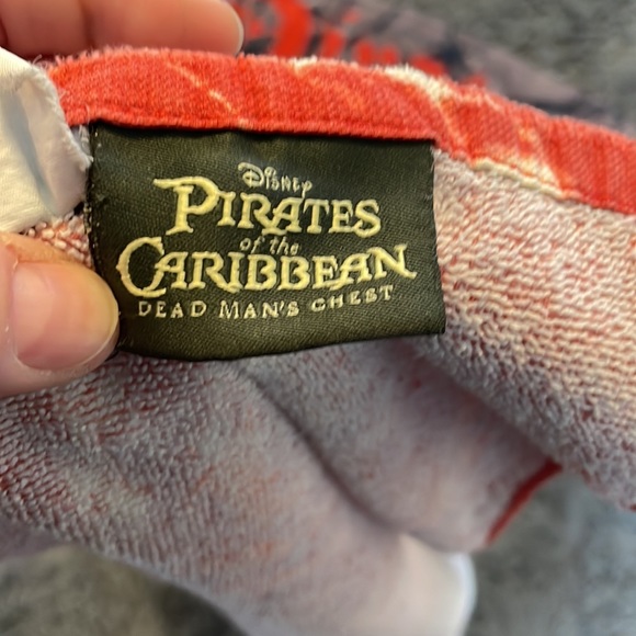 Disney pirates of the Caribbean dead man’s chest beach towel - Picture 7 of 8